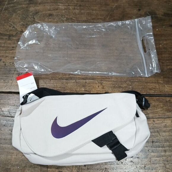 Nike Bag Crossbody Messenger NWT Purse Ivory Swoosh Adjustable - Picture 1 of 7